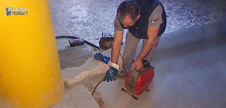 Tıkalı Lavabo Açma Yöntemleri ve 2026 Yılı Lavabo Açma Fiyatları
